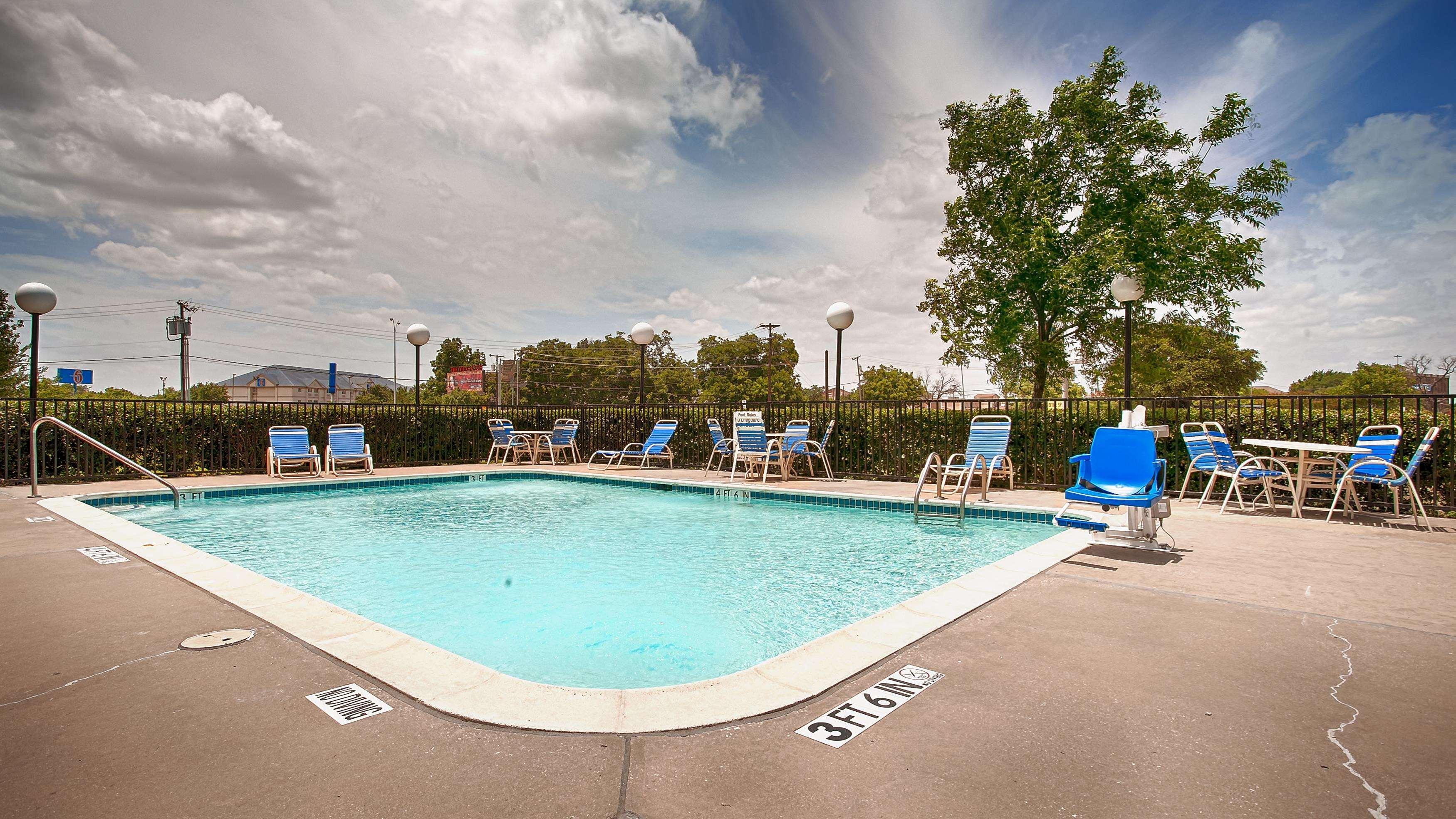 Best Western Northwest Inn Dallas Exteriör bild